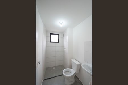 Apartamento para alugar com 34m², 2 quartos e sem vaga Apartamento para alugar com 34m², 2 quartos e sem vagaBanheiro