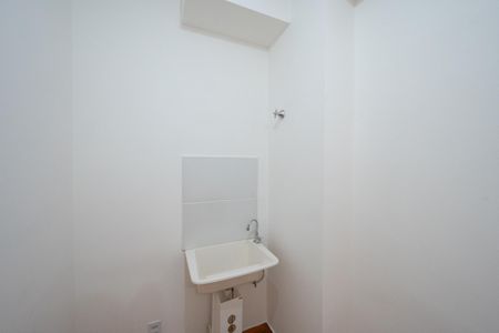 Apartamento para alugar com 33m², 2 quartos e sem vaga Apartamento para alugar com 33m², 2 quartos e sem vagaÁrea de Serviço