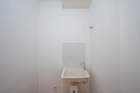 Apartamento para alugar com 33m², 2 quartos e sem vaga Apartamento para alugar com 33m², 2 quartos e sem vagaÁrea de Serviço