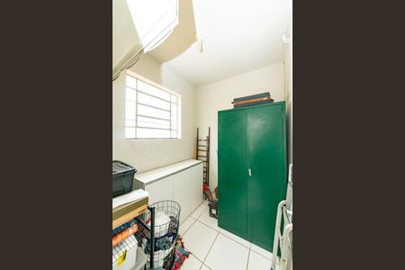 Apartamento à venda com 70m², 2 quartos e 1 vaga Apartamento à venda com 70m², 2 quartos e 1 vagaQuarto de Serviço