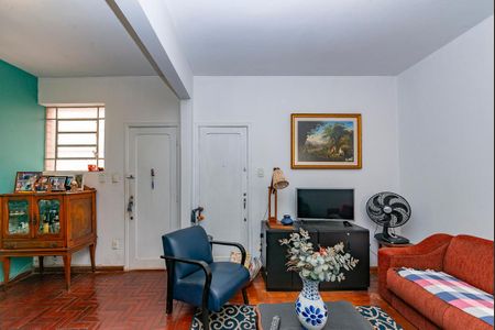 Apartamento à venda com 70m², 2 quartos e 1 vaga Apartamento à venda com 70m², 2 quartos e 1 vagaSala
