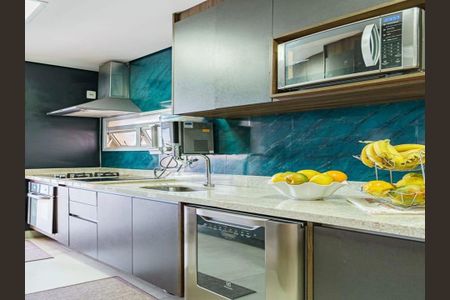 Apartamento à venda com 287m², 4 quartos e 6 vagas