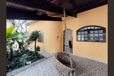 Casa de condomínio à venda com 243m², 3 quartos e 2 vagasGaragem
