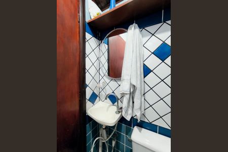 Casa de condomínio à venda com 243m², 3 quartos e 2 vagasBanheiro da Churrasqueira