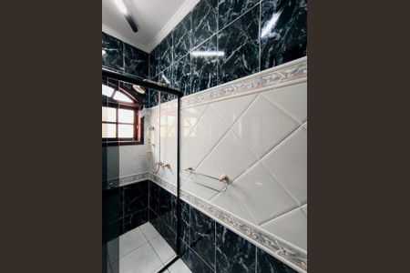 Casa de condomínio à venda com 243m², 3 quartos e 2 vagasBanheiro da Suíte 2