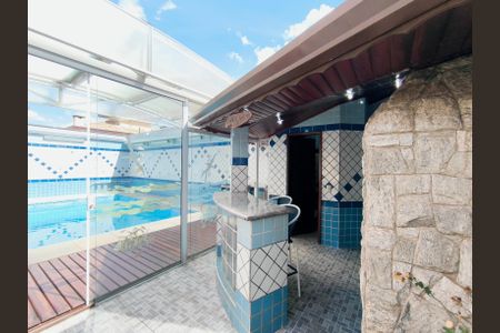 Casa de condomínio à venda com 243m², 3 quartos e 2 vagasChurrasqueira