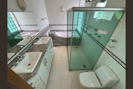 Casa à venda com 4 quartos, 410m² em Loteamento Portal do Paraiso, Jundiaí