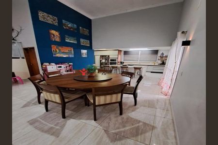 Casa à venda com 3 quartos, 300m² em Jardim Tarumã, Jundiaí