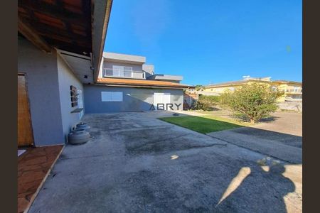 Casa à venda com 300m², 3 quartos e 4 vagas