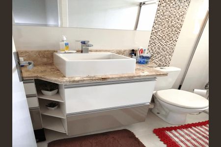 Casa à venda com 89m², 3 quartos e 2 vagas