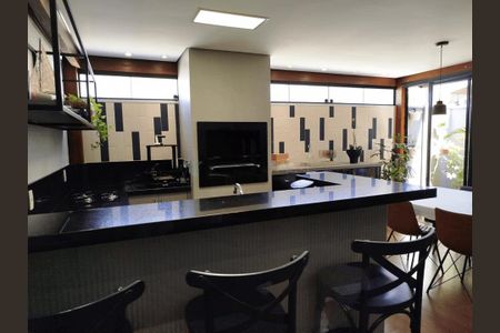 Casa à venda com 89m², 3 quartos e 2 vagas