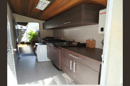 Casa à venda com 89m², 3 quartos e 2 vagas