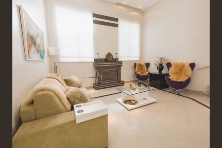 Casa à venda com 4 quartos, 585m² em Vale Azul, Jundiaí