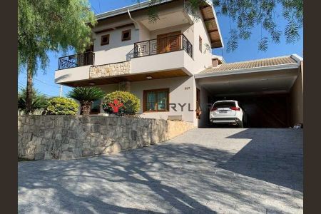 Casa à venda com 531m², 3 quartos e 2 vagas