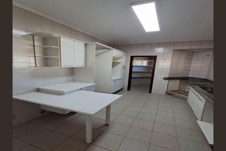 Casa à venda com 3 quartos, 436m² em Jardim Novo Mundo, Jundiaí