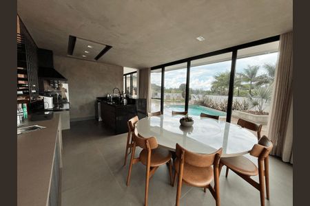 Casa à venda com 3 quartos, 290m² em Jardim Novo Mundo, Jundiaí