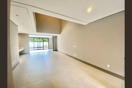 Casa à venda com 3 quartos, 250m² em Gramadão, Jundiaí