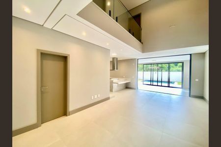 Casa à venda com 3 quartos, 250m² em Gramadão, Jundiaí
