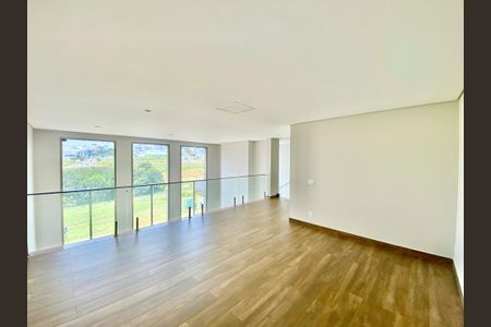 Casa à venda com 447m², 4 quartos e 4 vagas