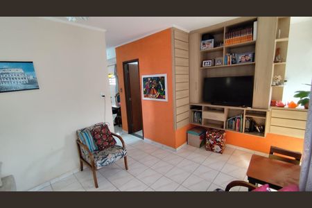 Casa à venda com 19m², 3 quartos e 2 vagas