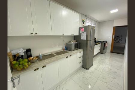 Casa à venda com 129m², 3 quartos e 2 vagas