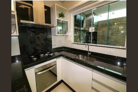 Casa à venda com 3 quartos, 104m² em Jardim das Carpas, Jundiaí