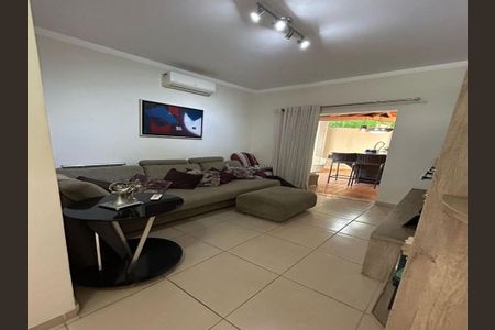 Casa à venda com 3 quartos, 120m² em Jardim Florestal, Jundiaí