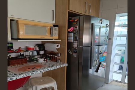 Casa à venda com 120m², 3 quartos e 2 vagas