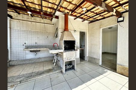 Apartamento à venda com 120m², 2 quartos e 1 vaga