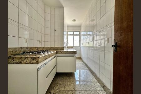 Apartamento à venda com 120m², 2 quartos e 1 vaga