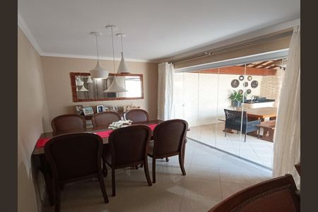 Casa à venda com 3 quartos, 129m² em Recanto Quarto Centenario, Jundiaí