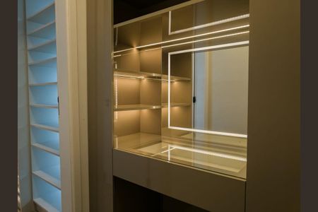 Casa à venda com 4 quartos, 250m² em Jardim Ermida I, Jundiaí