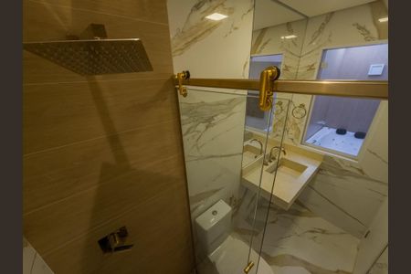 Casa à venda com 250m², 4 quartos e 2 vagas