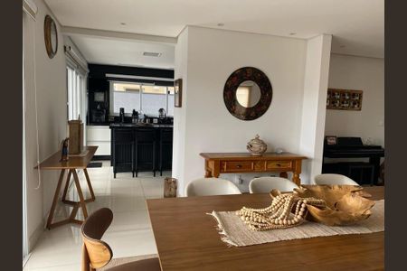 Casa à venda com 3 quartos, 318m² em Medeiros, Jundiaí