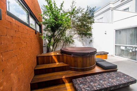 Casa de condomínio à venda com 187m², 3 quartos e 2 vagas Casa de condomínio à venda com 187m², 3 quartos e 2 vagasOfurô