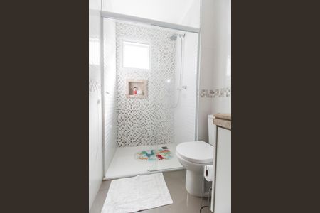 Casa de condomínio à venda com 187m², 3 quartos e 2 vagas Casa de condomínio à venda com 187m², 3 quartos e 2 vagasBanheiro 2