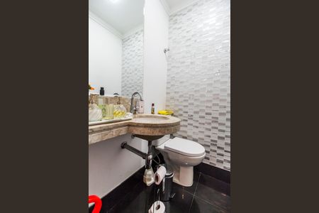 Casa de condomínio à venda com 187m², 3 quartos e 2 vagas Casa de condomínio à venda com 187m², 3 quartos e 2 vagasLavabo