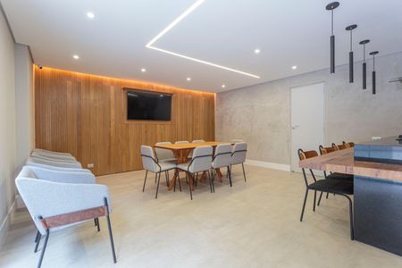 Apartamento à venda com 38m², 1 quarto e 1 vaga Apartamento à venda com 38m², 1 quarto e 1 vagaÁrea comum - Salão de festas