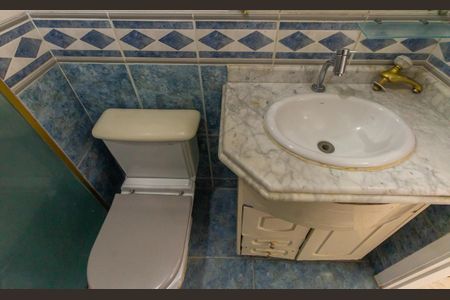 Apartamento à venda com 63m², 3 quartos e 1 vaga Apartamento à venda com 63m², 3 quartos e 1 vagaBanheiro