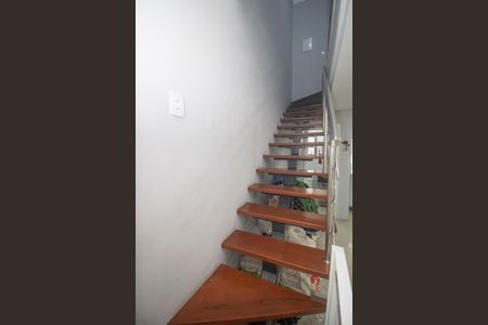 Casa à venda com 82m², 2 quartos e 2 vagas Casa à venda com 82m², 2 quartos e 2 vagasSala