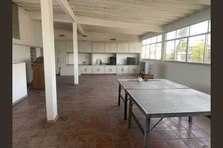 Casa à venda com 325m², 4 quartos e 4 vagas