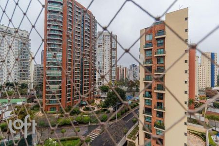 Apartamento à venda com 130m², 4 quartos e 1 vaga