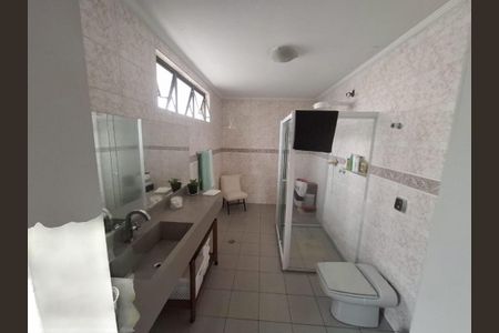 Casa à venda com 3 quartos, 237m² em Vila Santana, São Paulo