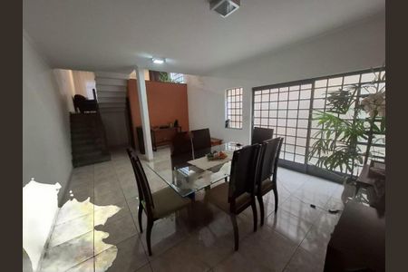 Casa à venda com 3 quartos, 237m² em Vila Santana, São Paulo