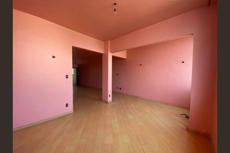 Apartamento à venda com 85m², 2 quartos e 1 vaga