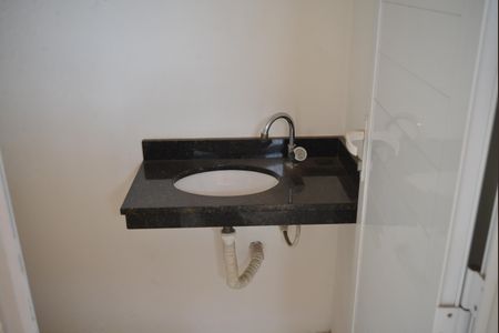 Apartamento à venda com 78m², 2 quartos e 1 vagaBanheiro de serviço