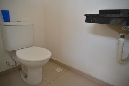 Apartamento à venda com 78m², 2 quartos e 1 vagaBanheiro de serviço