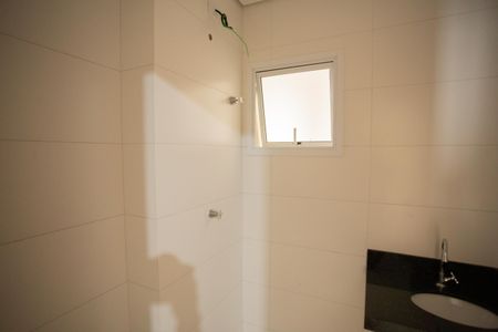 Apartamento à venda com 39m², 2 quartos e sem vaga Apartamento à venda com 39m², 2 quartos e sem vagaBanheiro