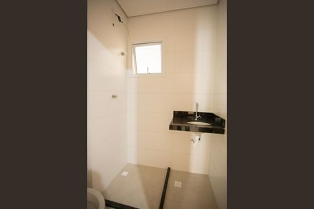 Apartamento à venda com 39m², 2 quartos e sem vaga Apartamento à venda com 39m², 2 quartos e sem vagaBanheiro