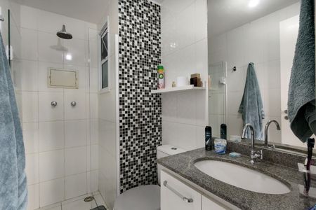 Apartamento à venda com 71m², 3 quartos e 1 vagaBanheiro da Suíte